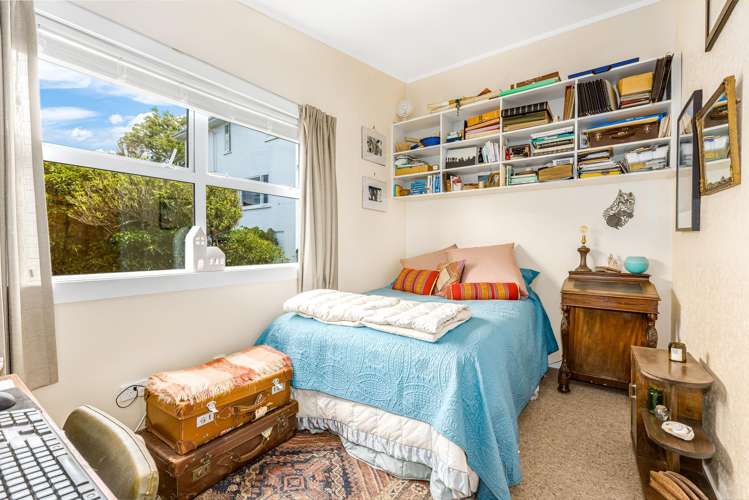 4/14 Rosehaugh Avenue Karori_13