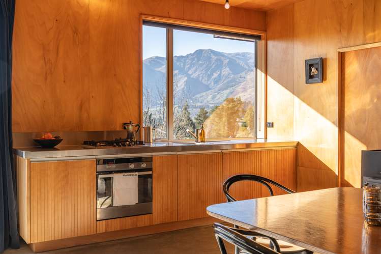 25 Fort Place Hawea Flat_10