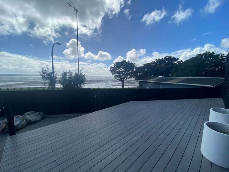 2/75 Torkar Road Clarks Beach_4