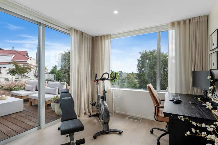 359 Centaurus Road Hillsborough_23