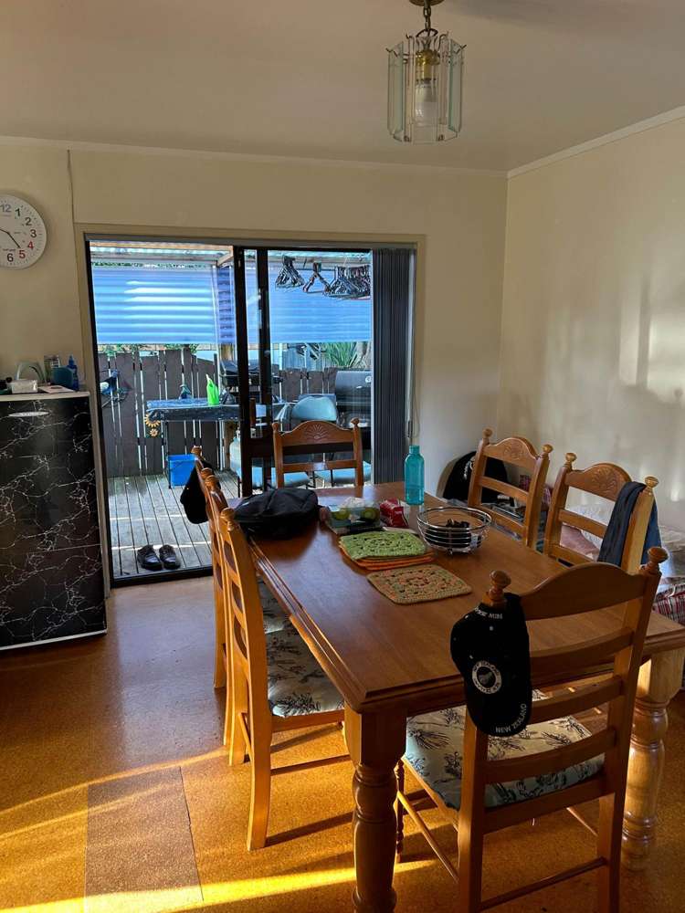 13 Mark Edward Drive Bucklands Beach_4