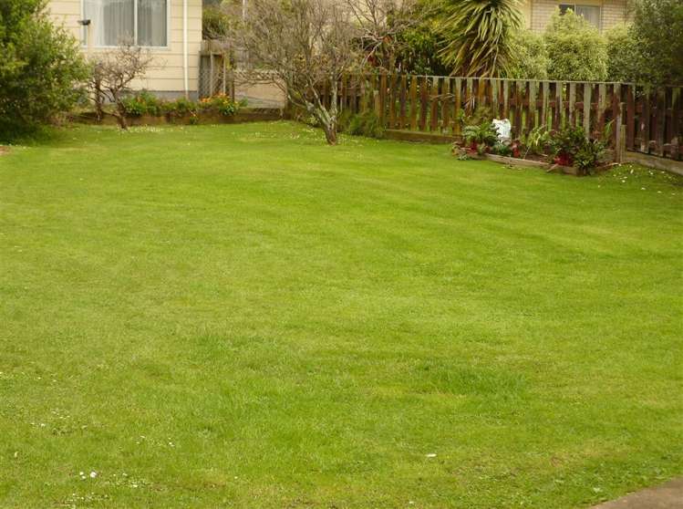 32 Seaview Avenue Te Puru_4