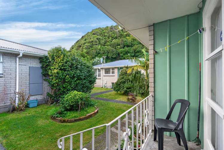 4/250 Muritai Road Eastbourne_13