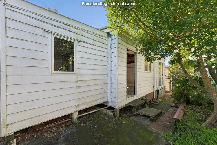 13 Ward Crescent Te Atatu Peninsula_13