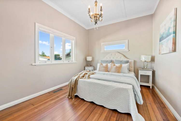 13 Peet Avenue Royal Oak_12