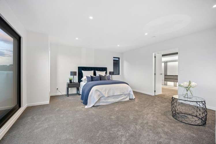 17 Humenga Place Long Bay_25