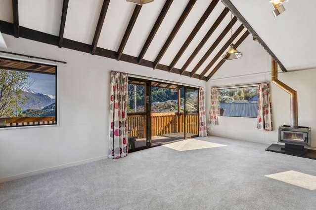 218 Fernhill Road Fernhill/Sunshine Bay_4