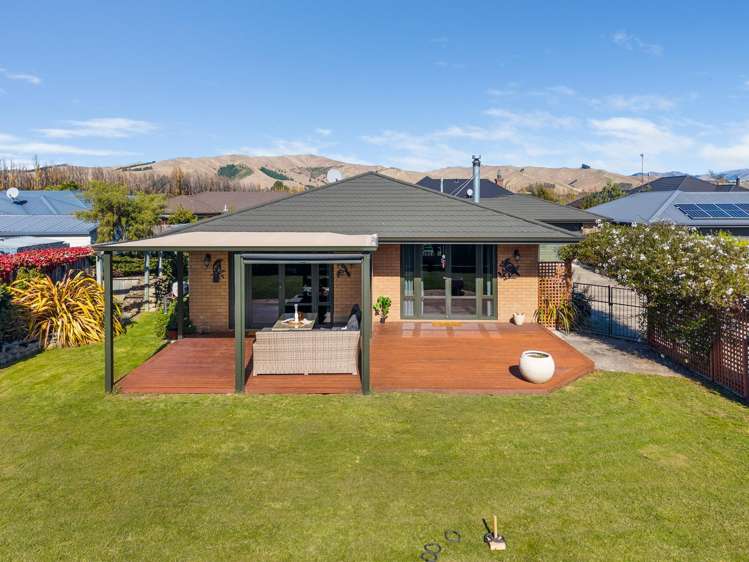 18 Avening Close Blenheim Central_37