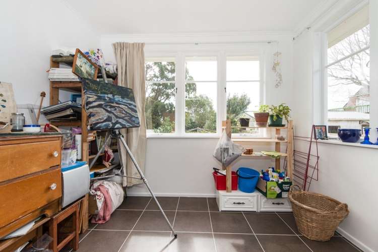 18 Islington Avenue New Lynn_13