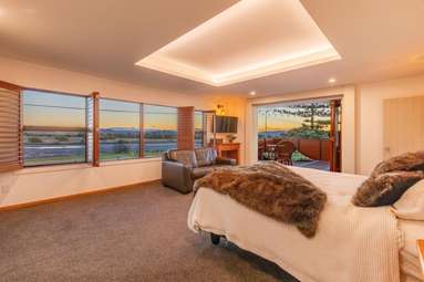 62 Meeanee Quay_2