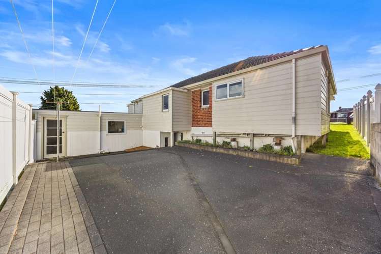 6a Toru St Te Atatū Peninsula_21