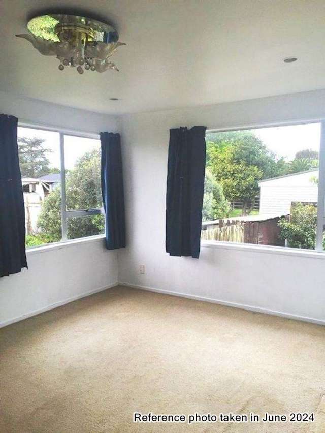 402 Roscommon Road Clendon Park_2