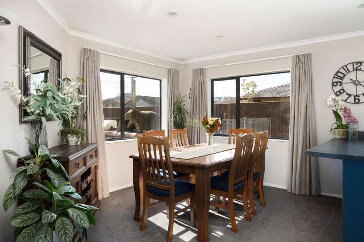 7 Margaret Place Lytton West_4