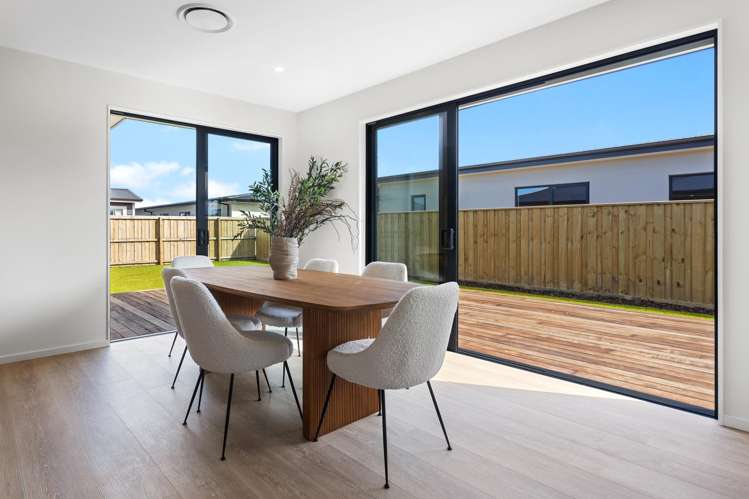 54 Benashet Drive Lincoln_19