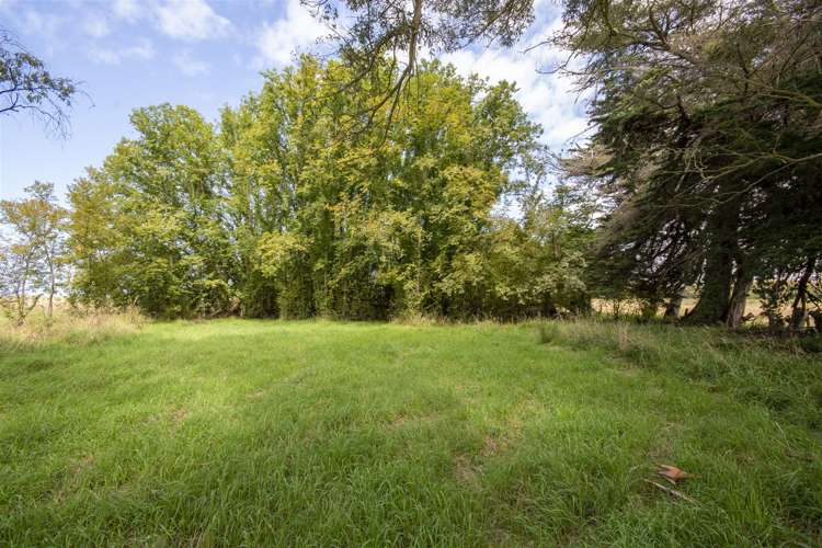 1784 Main North Road Sefton_5