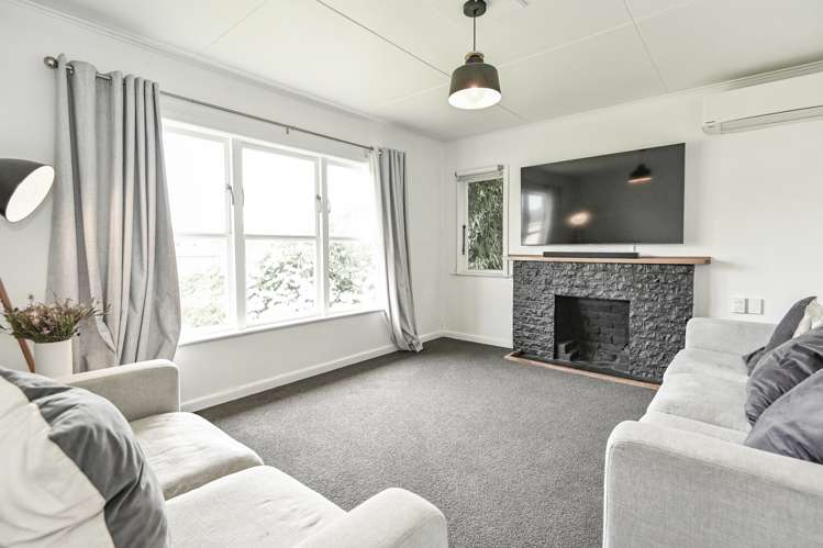 433 Dalcross Street Mayfair_5