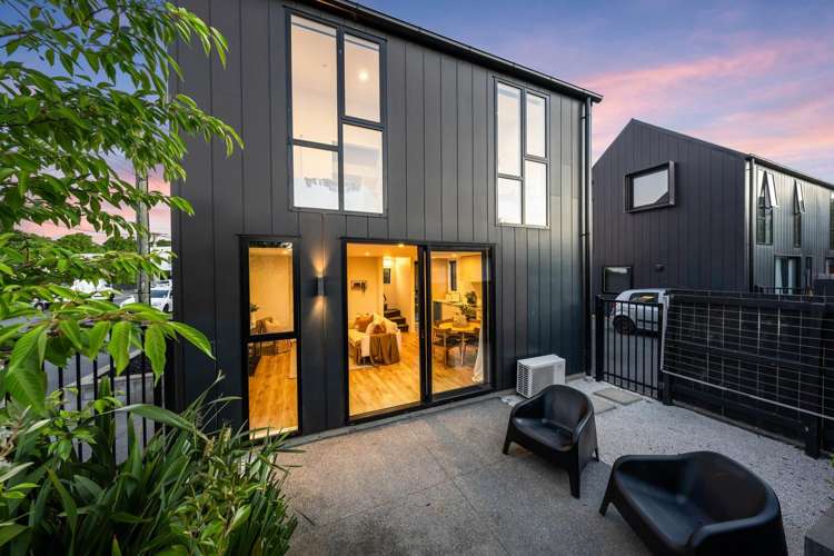 1/42 Dickens Street Addington_17
