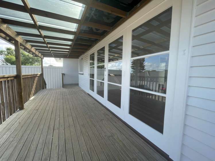 1 Shifnal Drive Randwick Park_11