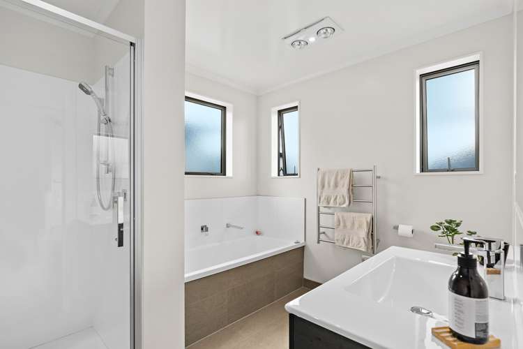 7 Tuangi Street Long Bay_17