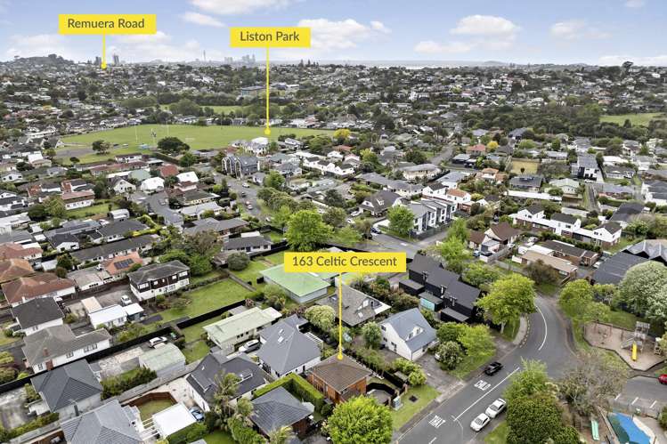 163 Celtic Crescent Ellerslie_16