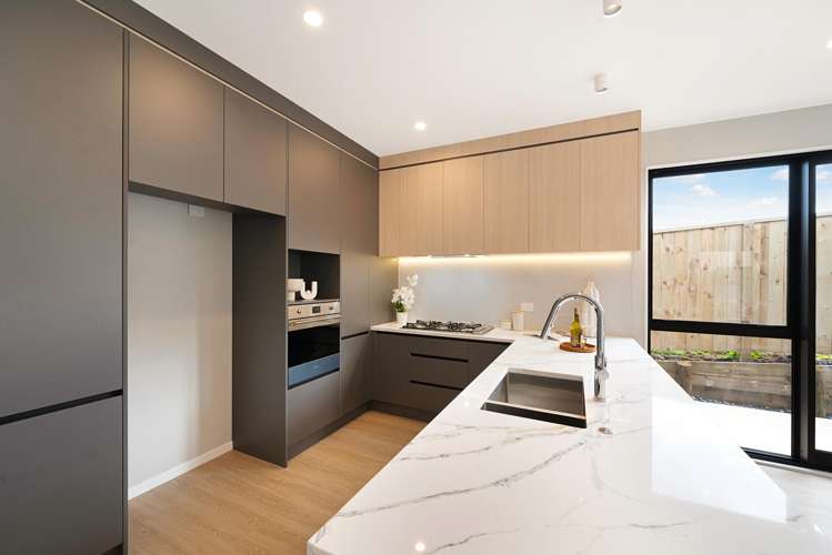 8 Whakairo Crescent Gulf Harbour_8