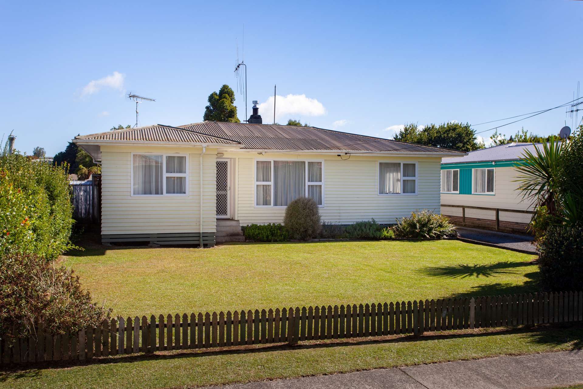 11 Myrtle Grove Putaruru_0