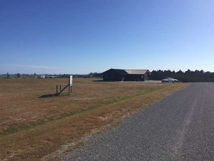 16 Takutai Terrace Ruatapu_11