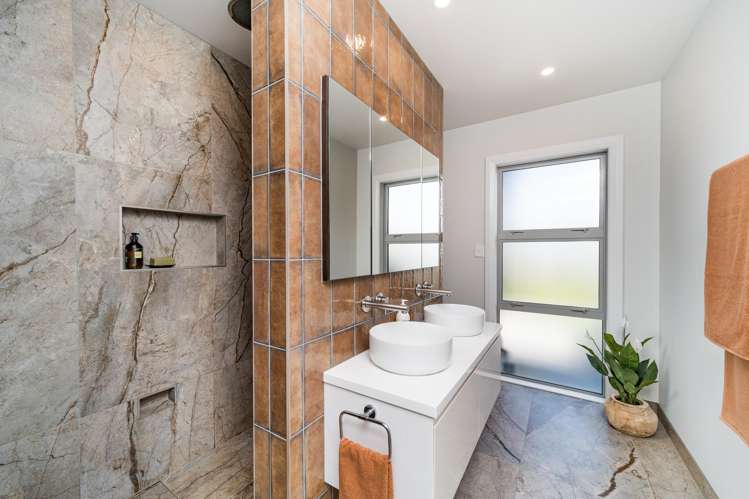 9 Paterson Lane Kelvin Grove_22