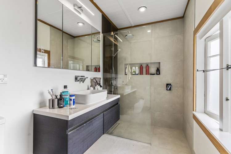 371 Seagrove Road Waiau Pa_9