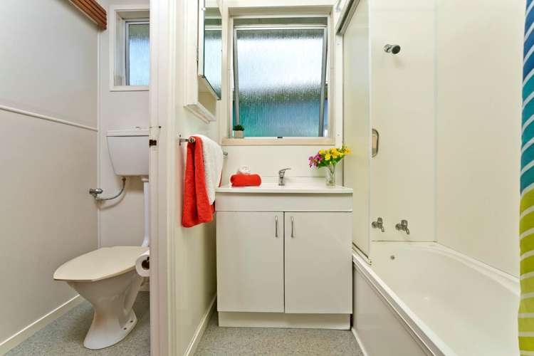 52 Lavery Place Sunnynook_12