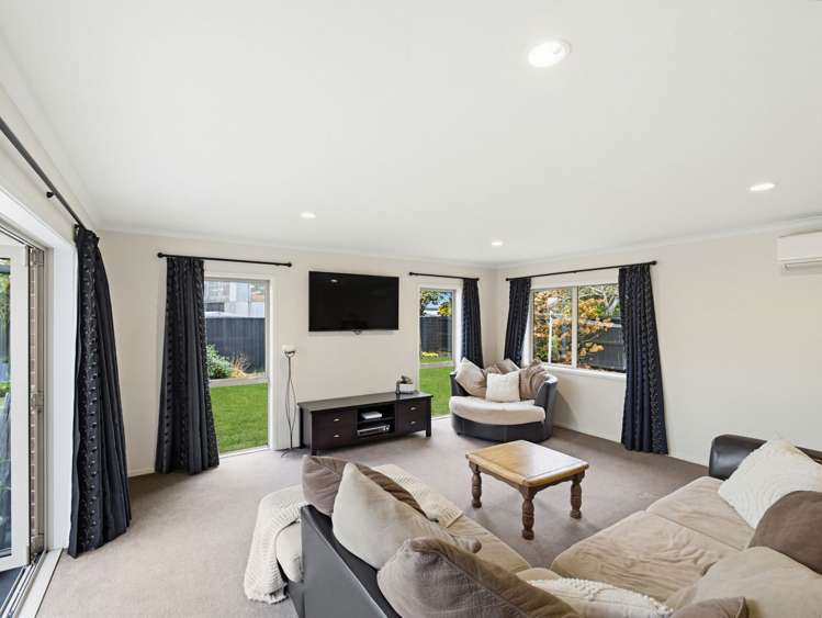 32 Tauhinu Avenue_3