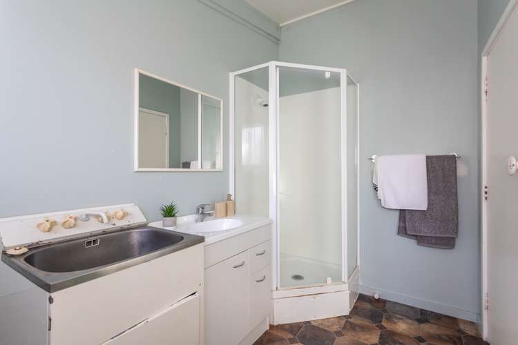 2/12 Cleary Road Panmure_10