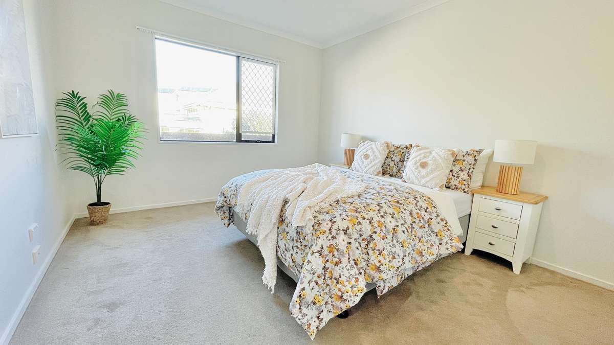 1266 New North Road_2