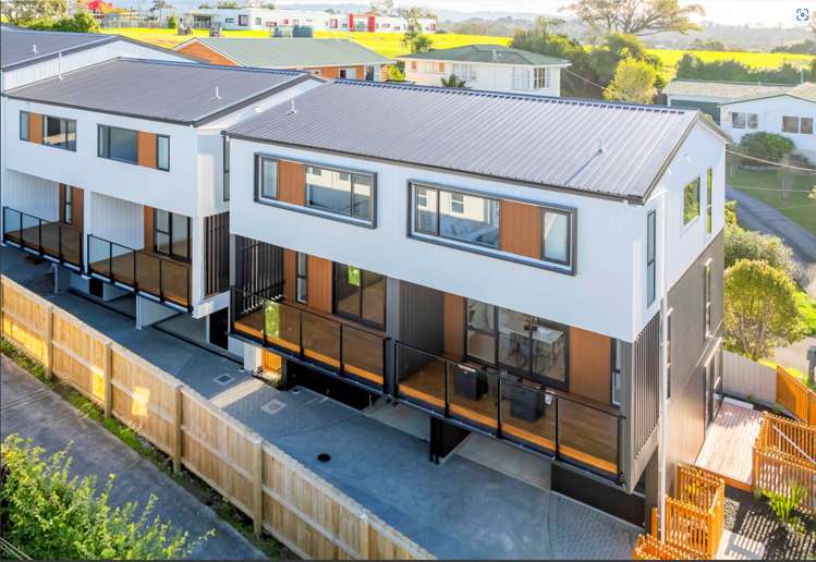 8/18 Riverview Road New Lynn_12