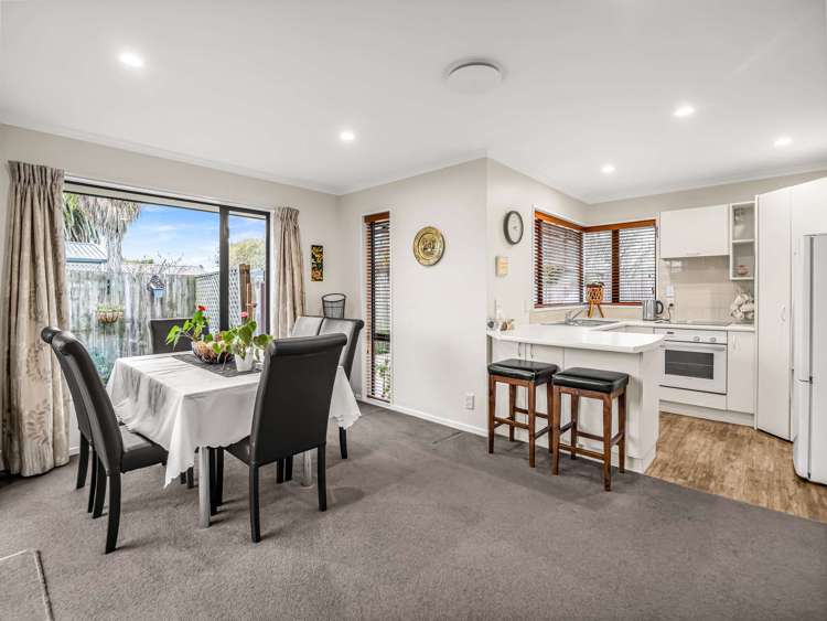 2/126 Halswell Road Hillmorton_9