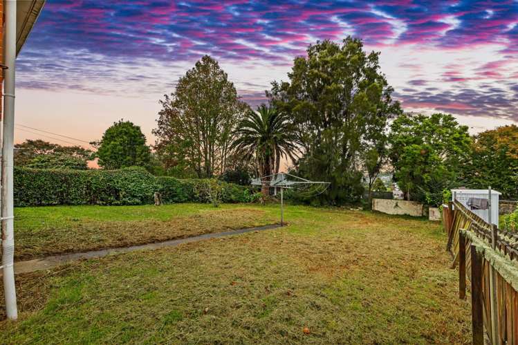 41 Royal Road Massey_16