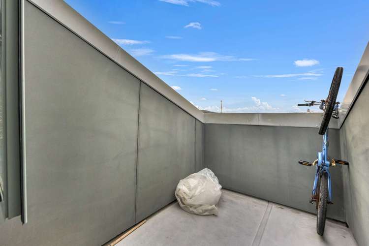 21/220 Thorndon Quay Pipitea_10