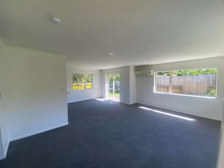29 Glenveagh Park Drive Manurewa_3