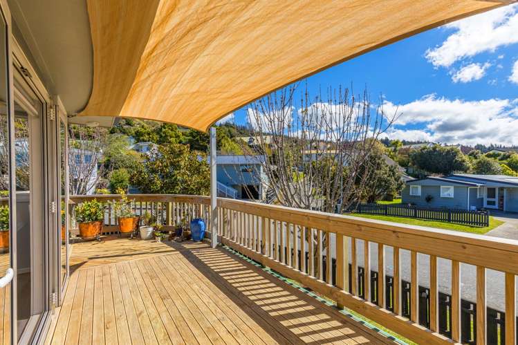15 Dunsandel Grove Silverstream_23