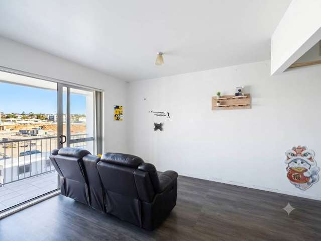 203/10 Flower Street Eden Terrace_2