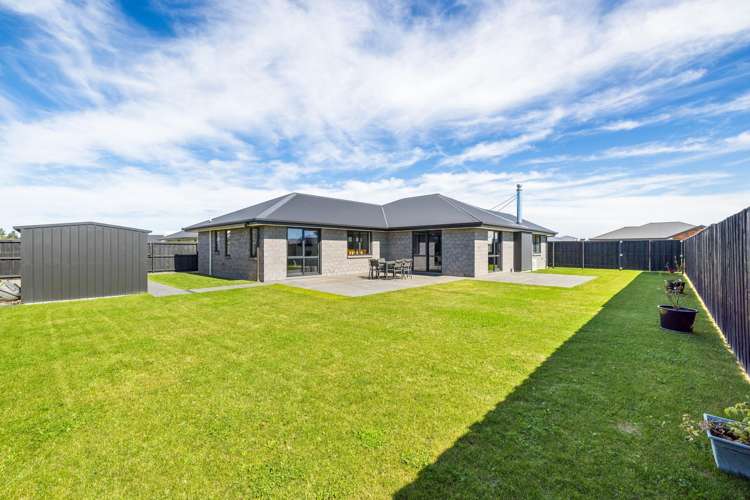 23 Greig Crescent Amberley_1