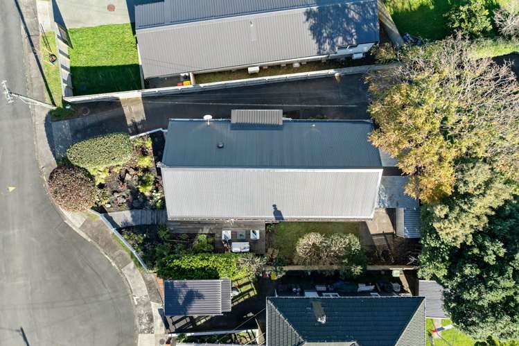 2/4 Waiana Avenue Mangere Bridge_17