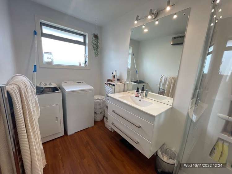 96b Crofton Road Harewood_7