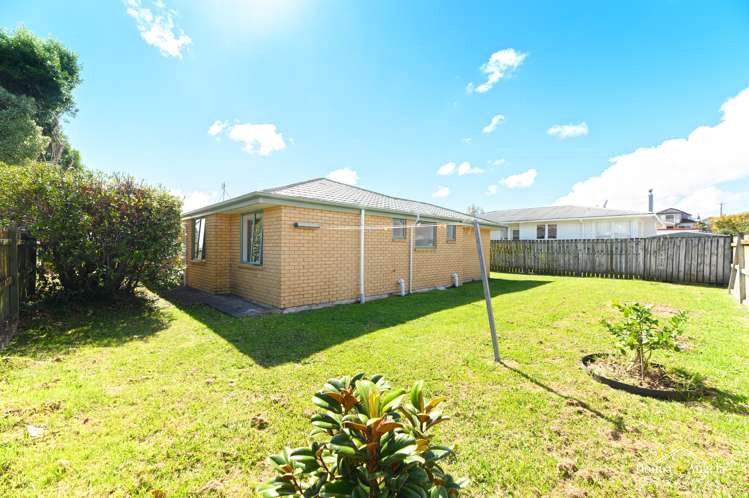 7a Chaucer Place Blockhouse Bay_11