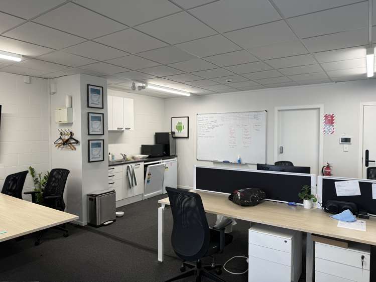 2/10 Uxbridge Road Howick_8