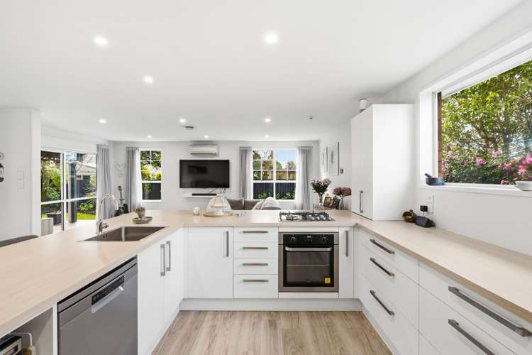 7 Calbreath Place Avonhead_11