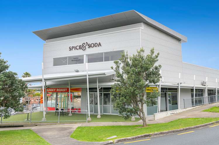 9B/15 Karepiro Drive Stanmore Bay_8