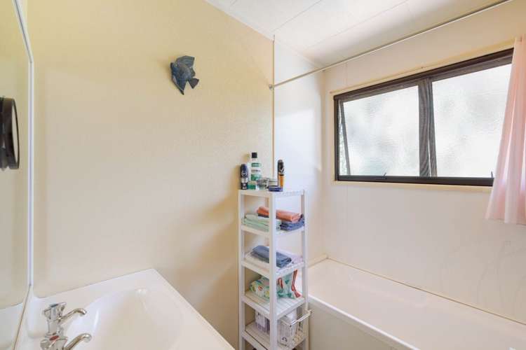 261 Manawahe Road Matata_13