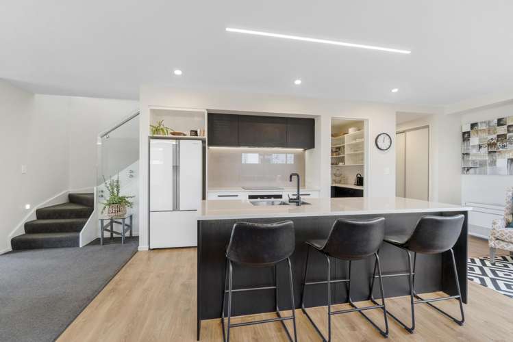 33 Lakeside Drive Pegasus_6