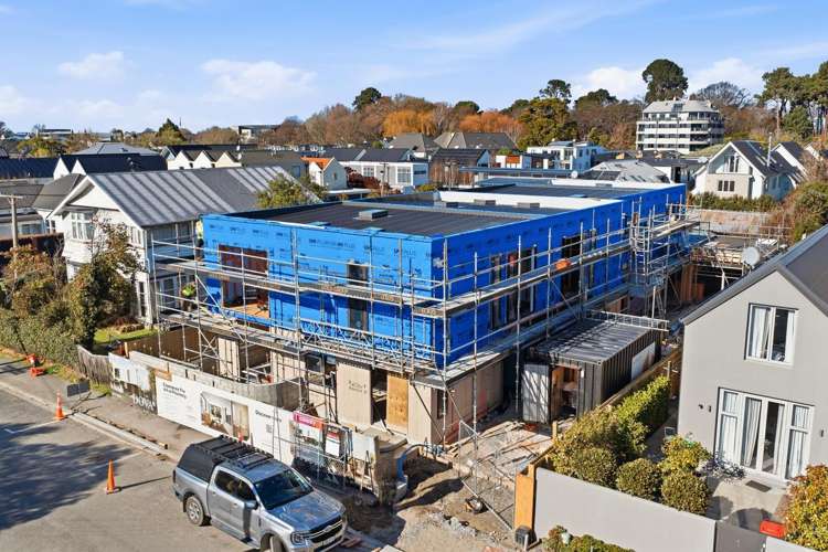 2/28 Andover Street Merivale_12